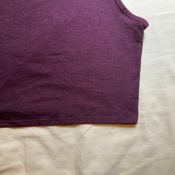 Girlfriend Collective Reset Crop - Picture 3 of 3